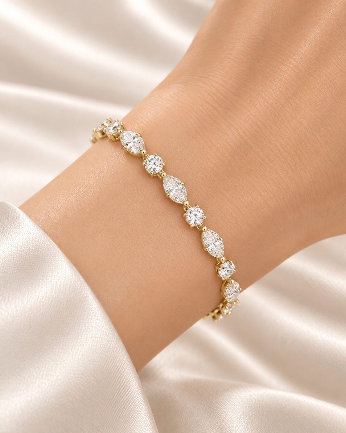 Alternating Marquise & Round Diamond Tennis Bracelet